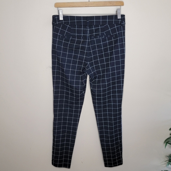 Old Navy | Black & White Grid Ankle Pixie Pants with White Side Stripe Size 4 - Picture 4 of 5